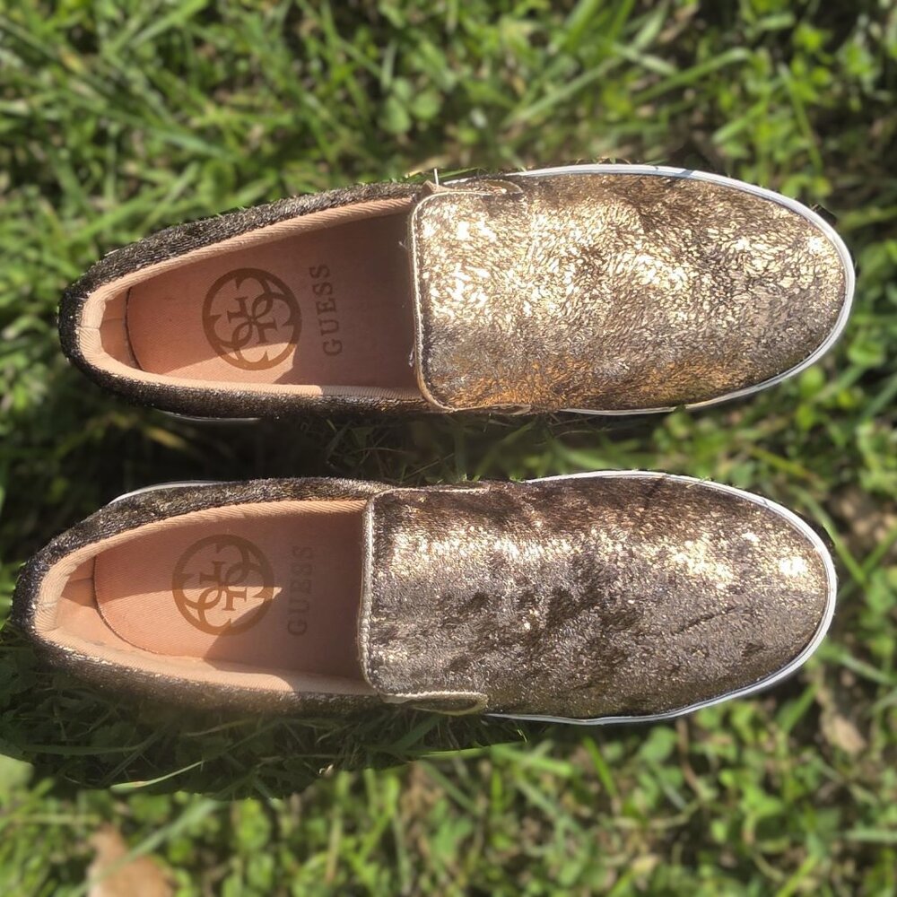 GUESS Size 7.5 slip on shoes sneakers flaked GOLD metallic Women's EUC